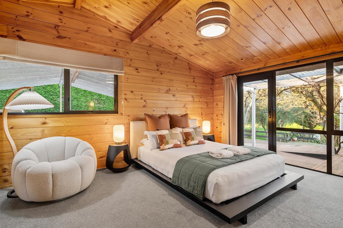 Mountviews Lodge 타우포 호 외부 사진